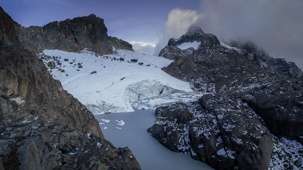 Rwenzori vs Kilimanjaro: Which Mountain Trek to Choose?